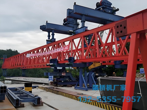 江苏扬州架桥机出租厂家自行式架桥机的